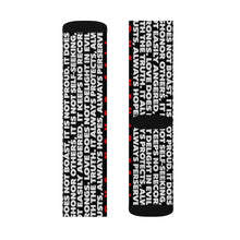 Load image into Gallery viewer, 1 Corinthians 13:4-8 Socks
