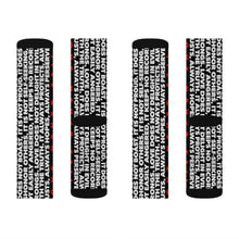 Load image into Gallery viewer, 1 Corinthians 13:4-8 Socks
