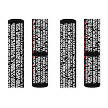 Load image into Gallery viewer, 1 Corinthians 13:4-8 Socks
